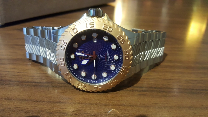 平價品牌三顆Invicta 開箱