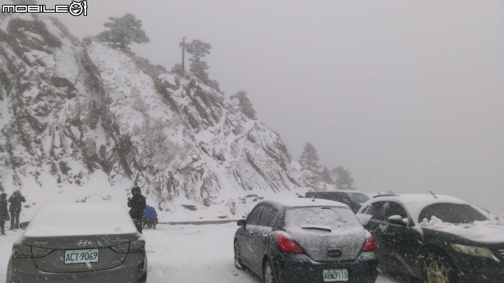 105合歡山下大雪嘞