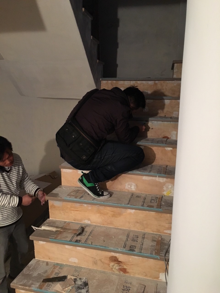 海島型超耐磨地板鋪設 經驗分享