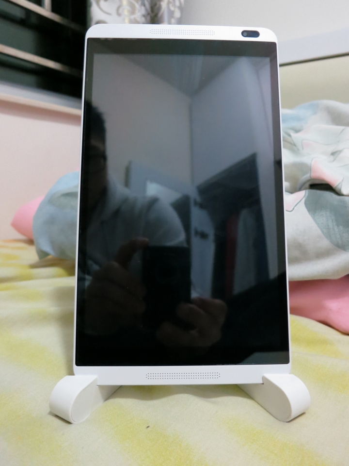 Docomo dtab d-01G 偽開箱