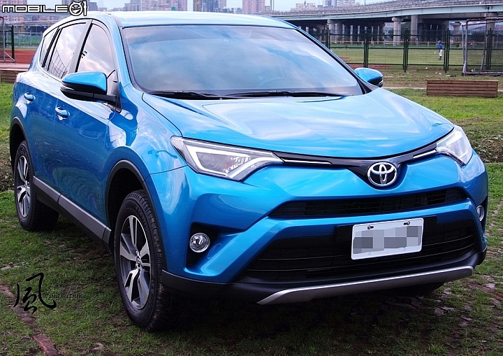 TOYOTA RAV4 2.0豪華版璀璨藍之交車心得分享