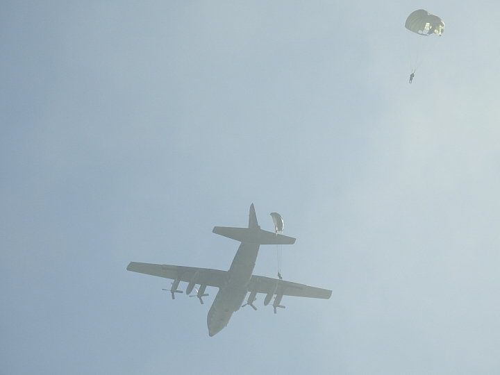 Nikon P900在家跨年過元旦，記錄好幾天的精彩，並分享星空、星軌、夜景。