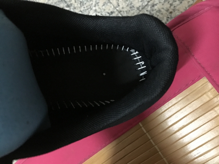 nike air max ultra moire  求驗