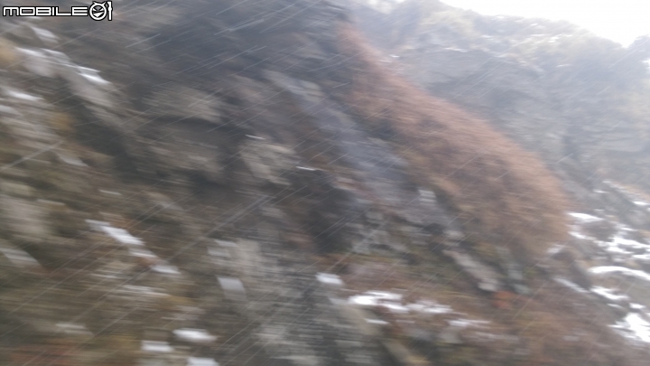 105合歡山下大雪嘞