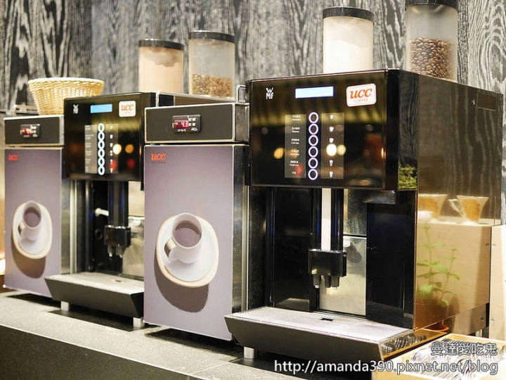 【台南食記】永康區 桂田酒店ALiHi阿力海百匯餐廳 ● 全新改裝開幕 ● 生猛海鮮嗑到爽！❤❤