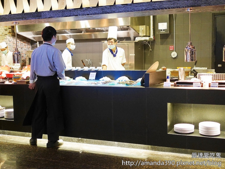 【台南食記】永康區 桂田酒店ALiHi阿力海百匯餐廳 ● 全新改裝開幕 ● 生猛海鮮嗑到爽！❤❤