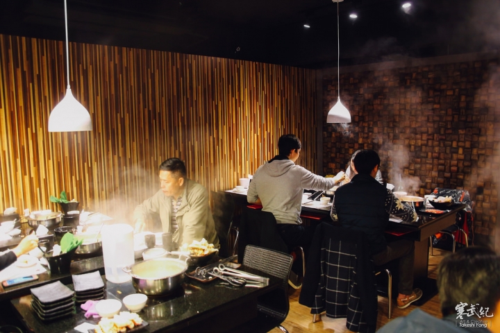 【中肯‧食記】捷運永春站‧八田-頂級帝王蟹鍋物吃到飽｜龍宮級至福の享受‧極致海味千元吃到飽！