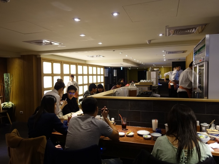 [食記] 銀座杏子豬排。生薑燒厚切里肌豬排套餐! 微風南京改裝新開幕~