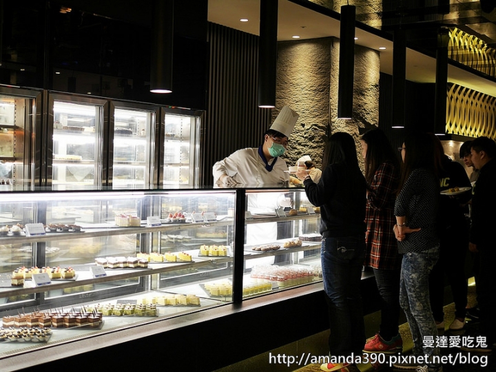 【台南食記】永康區 桂田酒店ALiHi阿力海百匯餐廳 ● 全新改裝開幕 ● 生猛海鮮嗑到爽！❤❤