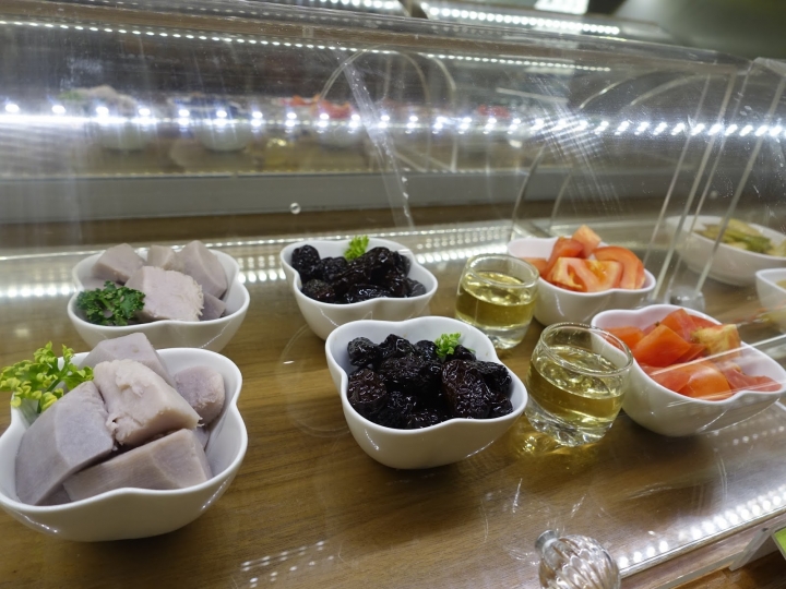 [食記] 天香樓Mini。精緻正統的杭州菜--單人套餐(微風松高)