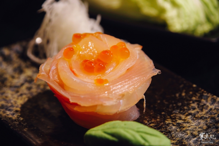 【中肯‧食記】捷運永春站‧八田-頂級帝王蟹鍋物吃到飽｜龍宮級至福の享受‧極致海味千元吃到飽！