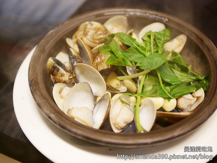 【台南食記】中西區 麻花重慶火鍋 ● 隱藏在巷弄間的好滋味 ● 天冷就是要吃鍋呀！❤❤