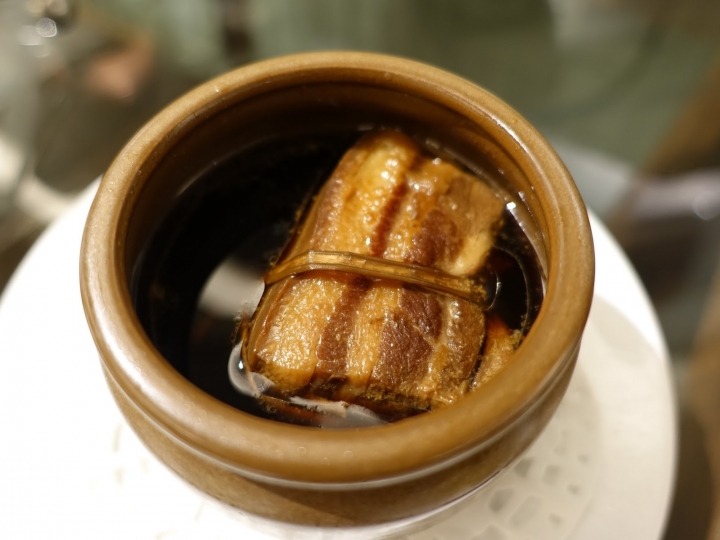 [食記] 亞都麗緻天香樓。一個人也能享用的精緻中式下午茶--杭州菜首選(SOGO館外餐廳)
