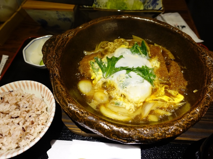 [食記] 銀座杏子豬排。生薑燒厚切里肌豬排套餐! 微風南京改裝新開幕~