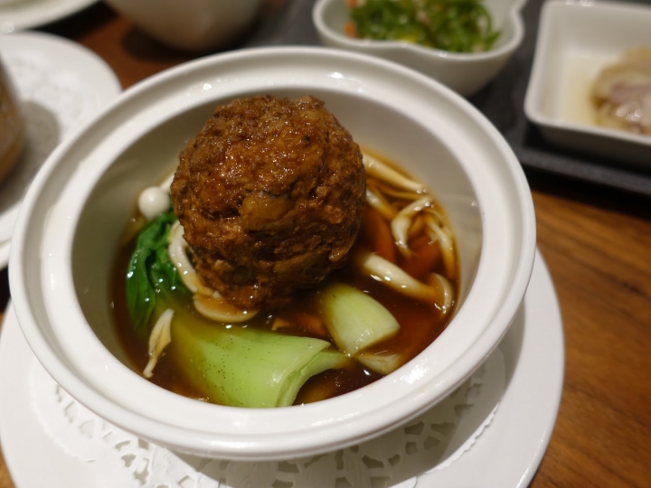 [食記] 天香樓Mini。精緻正統的杭州菜--單人套餐(微風松高)