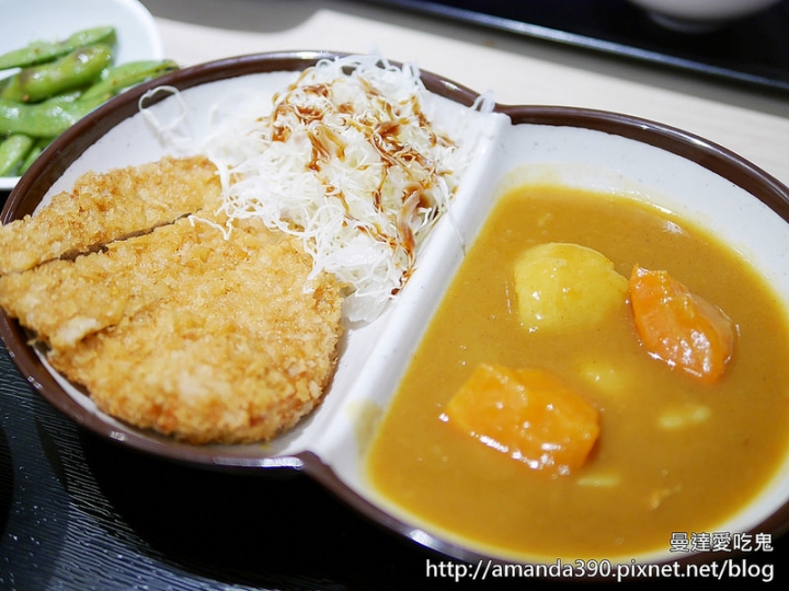 【台南食記】東區 橋北屋日本家庭料理 ● 南紡夢時代旁大人氣炸雞蓋飯 ● 一吃上癮鬆軟可樂餅！❤❤