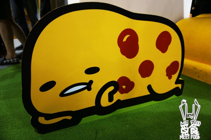 【活動】蛋黃哥懶得展 躺著展也療癒 一起蓋培根被嘛 扭～