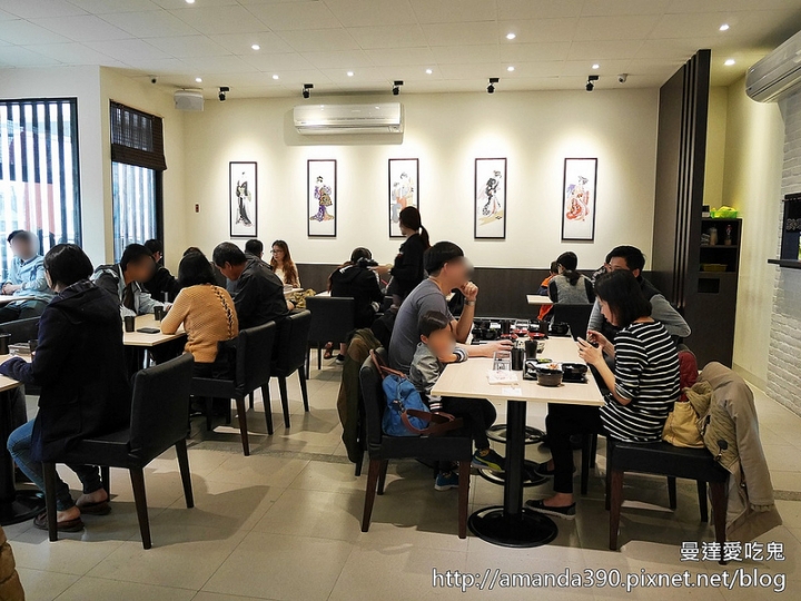 【台南食記】東區 橋北屋日本家庭料理 ● 南紡夢時代旁大人氣炸雞蓋飯 ● 一吃上癮鬆軟可樂餅！❤❤