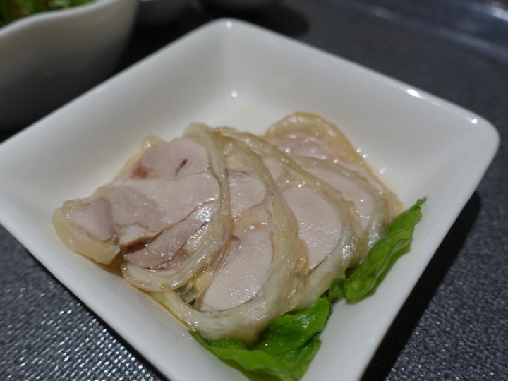 [食記] 天香樓Mini。精緻正統的杭州菜--單人套餐(微風松高)