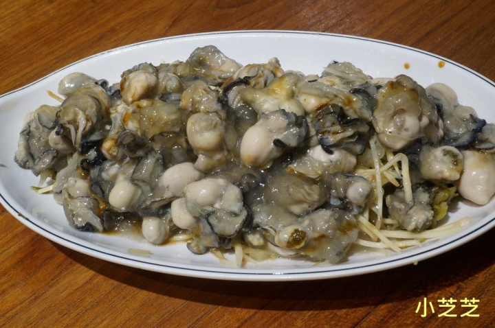 【台北美食】青島東路養身美食 台大醫院 雙月 食品社 何首鳥燉雞 麻油雞 油飯 麵線 排隊美食