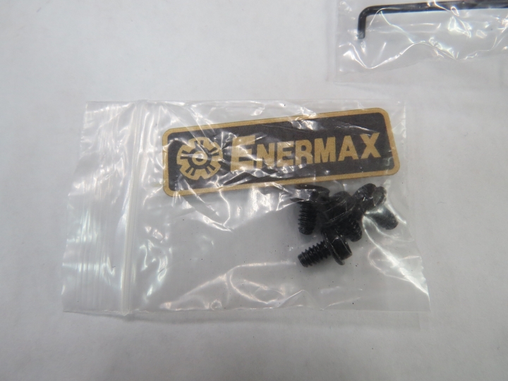 [開箱] Enermax金緻冰核II 650W金牌半模組電源