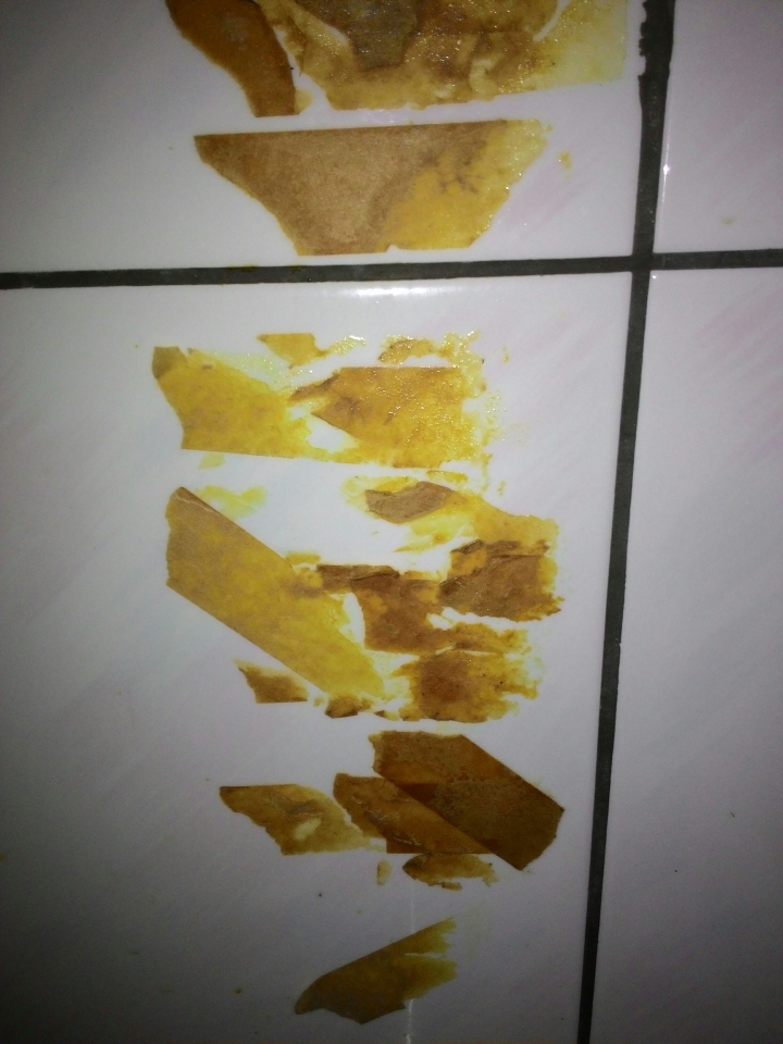 [已解決]請問紙膠帶在磁磚上的痕跡如何清除?