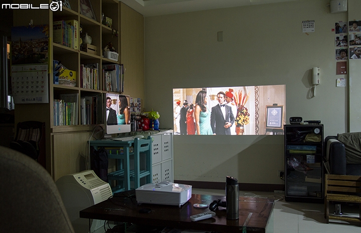 C/P值頗高的投影機 - OPTOMA HD100D 有你真好!