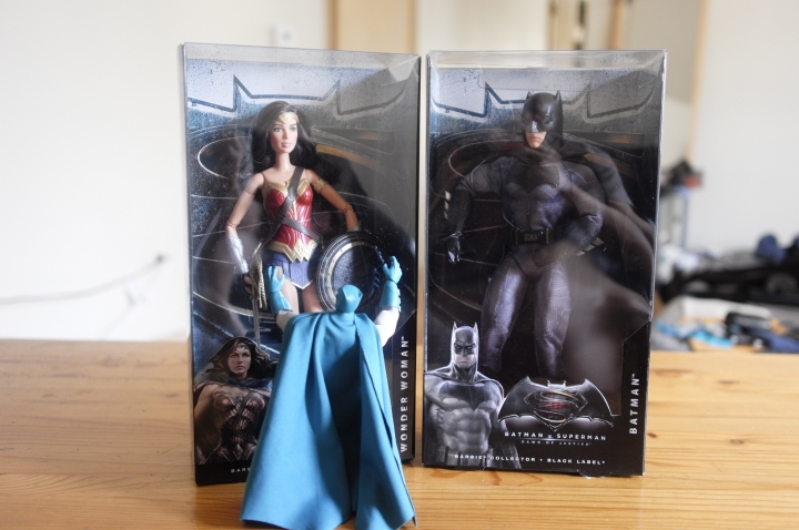 開箱：2016最佳情人節禮物！！！Mattel 芭比出的 蝙蝠俠大戰超人 正義曙光 玩偶！！！