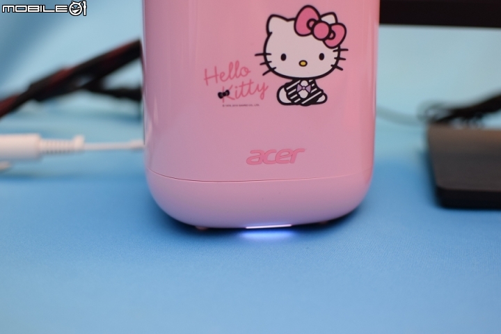 女友的情人節禮物 acer RL85 Hello Kitty限定版