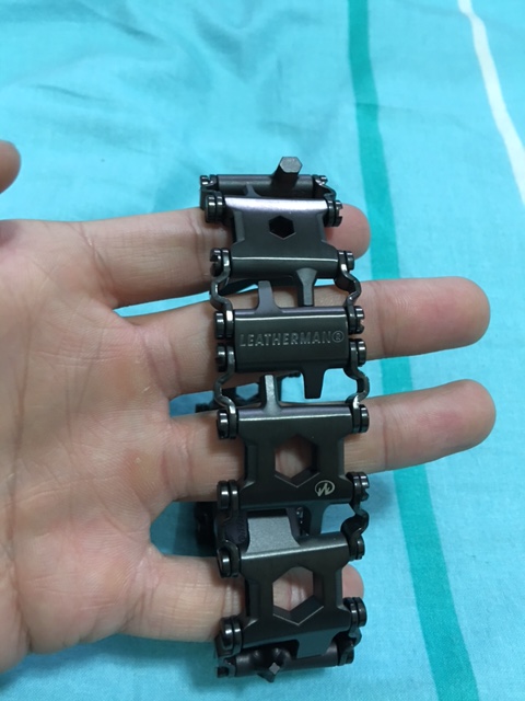 男人的浪漫：leatherman tread(工具手鍊)、charge tti(鈦握柄工具鉗)