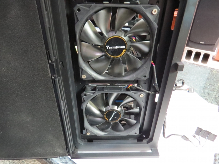 [開箱] Enermax金緻冰核II 650W金牌半模組電源