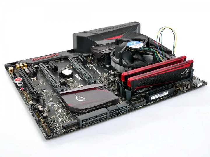 AVEXIR IMPACT DDR4-2666 8GB Kit：ROG Certified 加上LED紅光條，玩家國度最麻吉的記憶體模組