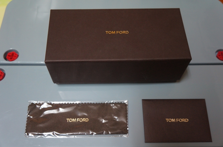 Tom Ford TF5323、mykita pippa聯抉登場～
