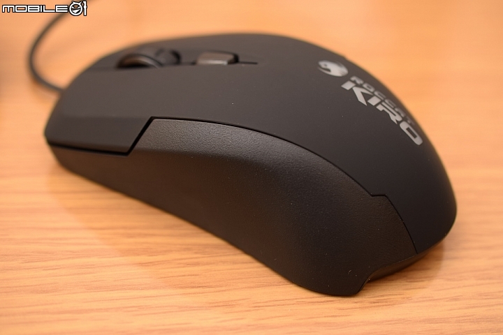 [開箱] ROCCAT 模組化 KIRO 雙手通用光學滑鼠