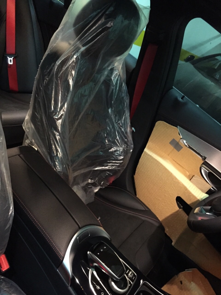 GLA200關箱 & C450開箱