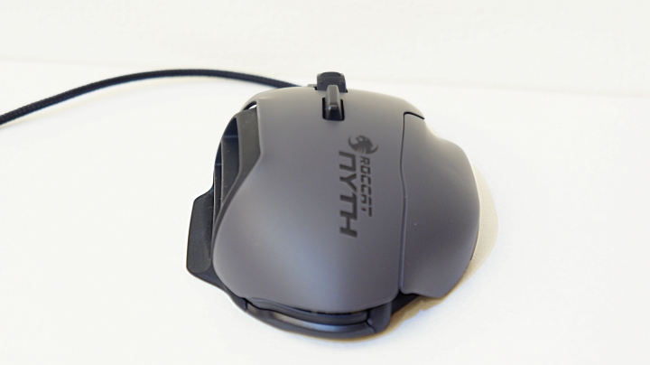 [開箱/心得]ROCCAT NYTH 打造獨一無二的專用滑鼠