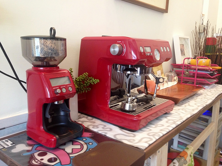 【開箱】澳洲直送BEP920CRN野莓紅 - Breville BES920XL + BCG820  220V強力電壓來襲