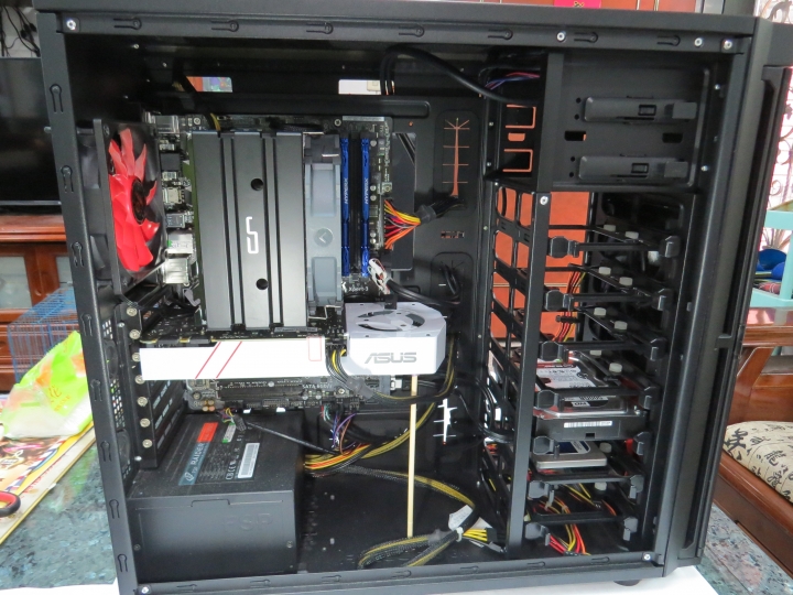 [開箱] Enermax金緻冰核II 650W金牌半模組電源