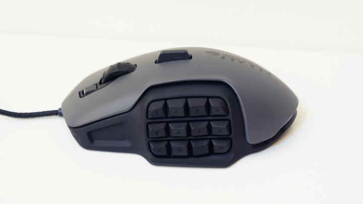 [開箱/心得]ROCCAT NYTH 打造獨一無二的專用滑鼠