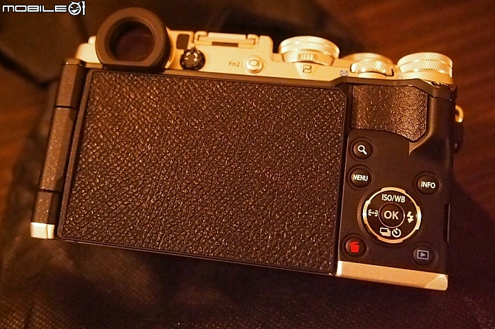 OLYMPUS PEN-F業餘純開箱無評測不蓋樓畫質差請多包涵文