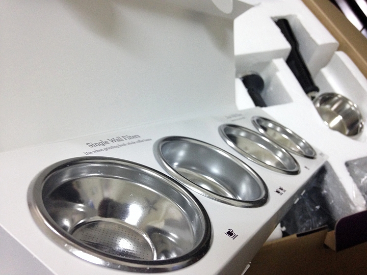 【開箱】澳洲直送BEP920CRN野莓紅 - Breville BES920XL + BCG820  220V強力電壓來襲
