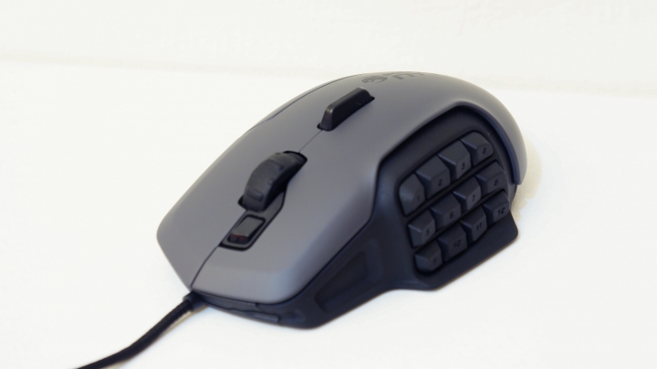 [開箱/心得]ROCCAT NYTH 打造獨一無二的專用滑鼠