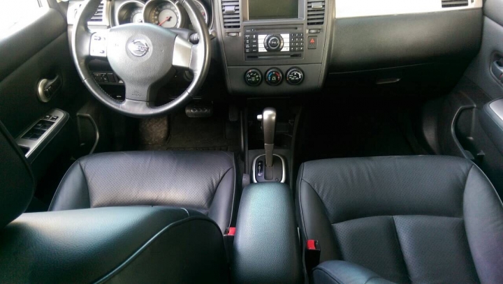 購買二手TIIDA看車問題