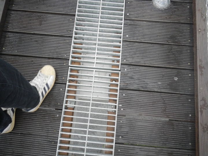 騎 向 屏 東 瑪 家 山 川 琉 璃 吊 橋