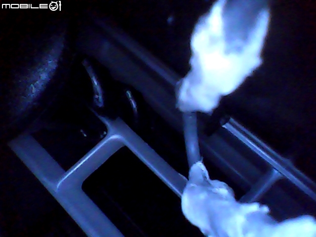 異物掉進前檔冷氣出風口@@
