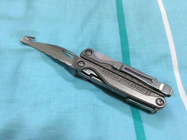 男人的浪漫：leatherman tread(工具手鍊)、charge tti(鈦握柄工具鉗)