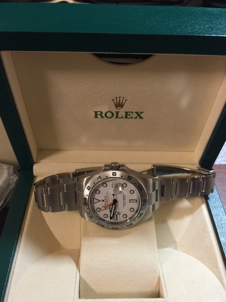 開箱ROLEX Explorer II 216570 大探險家二號腕錶-白/42mm，聽了大家説的直上勞，那就上勞一次看看