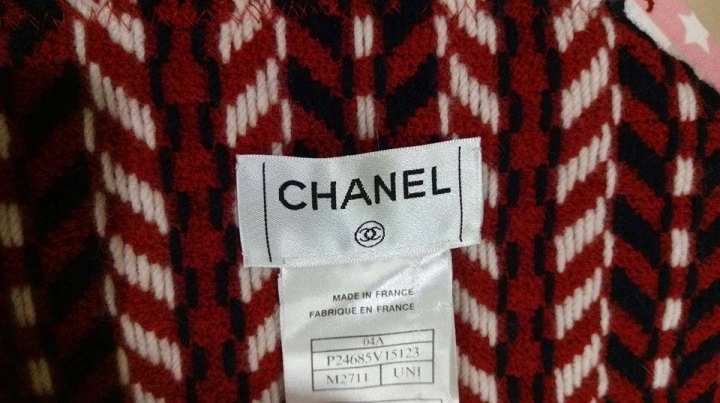 Chanel圍巾洗標