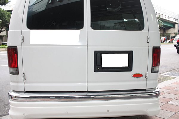 1995年 大福特 爬山虎 E-150 露營車便宜是否可以入手