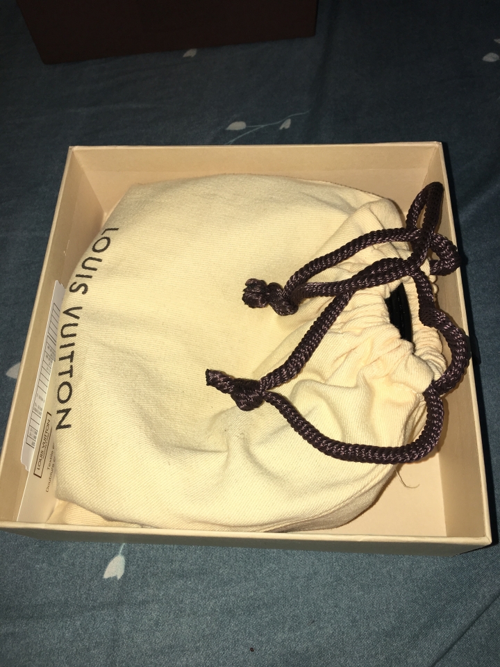 【開箱】LV M9808T黑頭logo皮帶＋N61206 6plus 保護套＋N9821S雙色皮帶